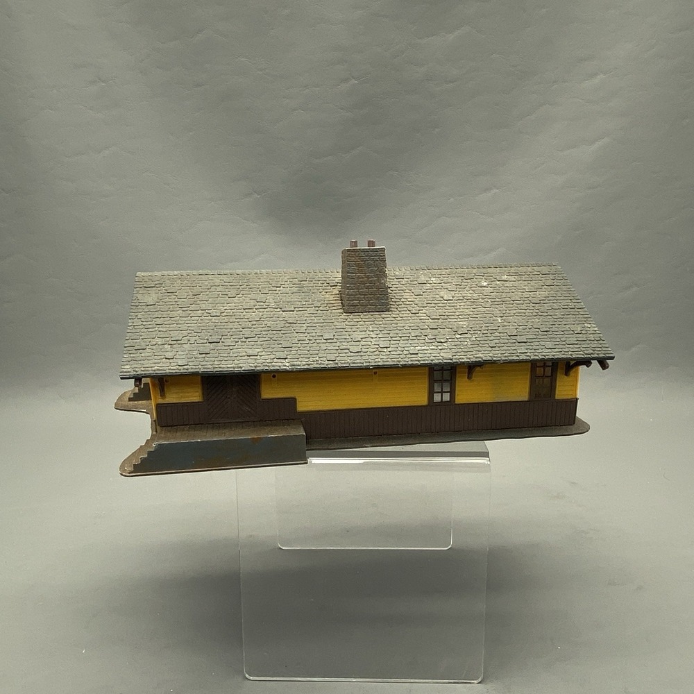 Vtg Built HO 1/87 Scale Depot Arlee Station Building For Railroad Train Layout